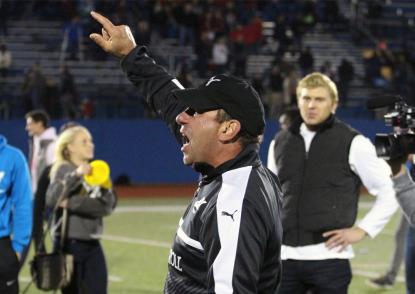 Hector Marinaro celebrates a championship win